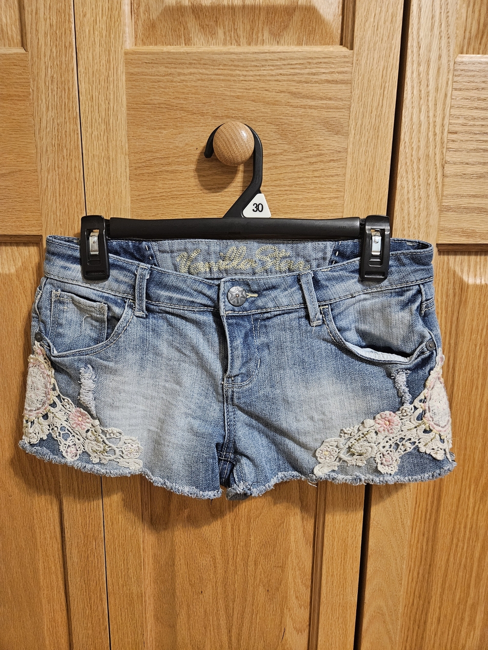 Vanilla Sky Denim Lace-Trim Women's Shorts - Light Blue
